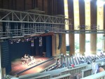 Steve Riley on stage from balcony - WolfTrap
06060013.JPG